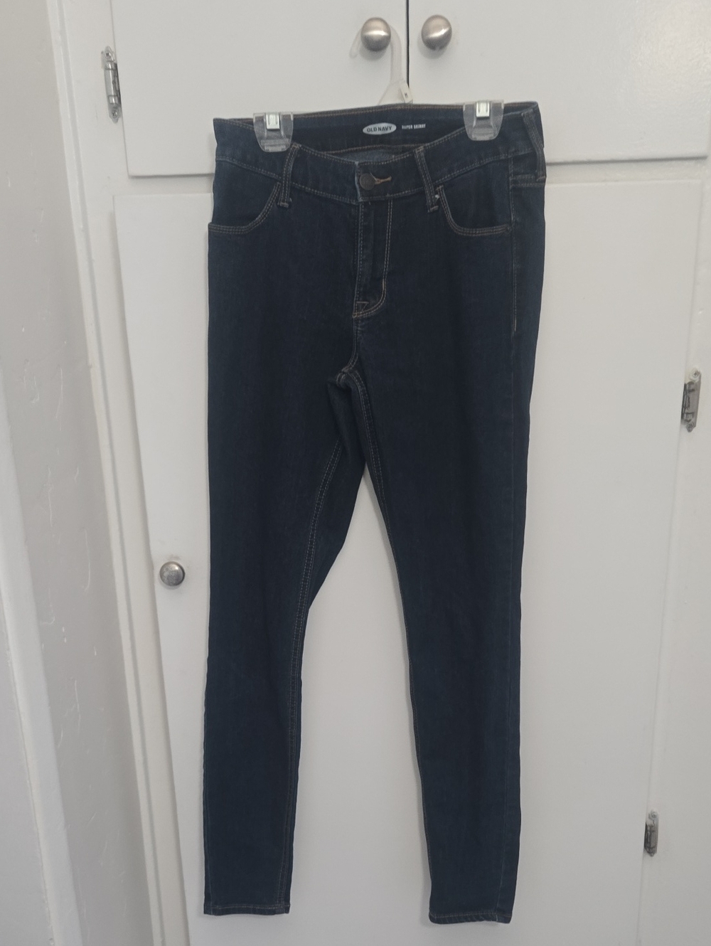 Old Navy Women's Skinny Jeans in Dark Indigo Wash
